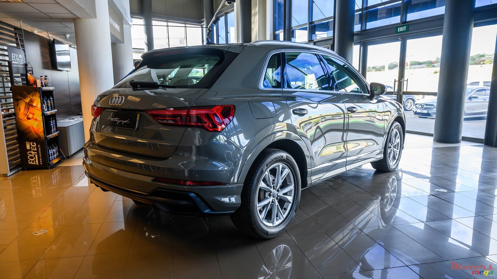 2019' Audi Q3 photo #5