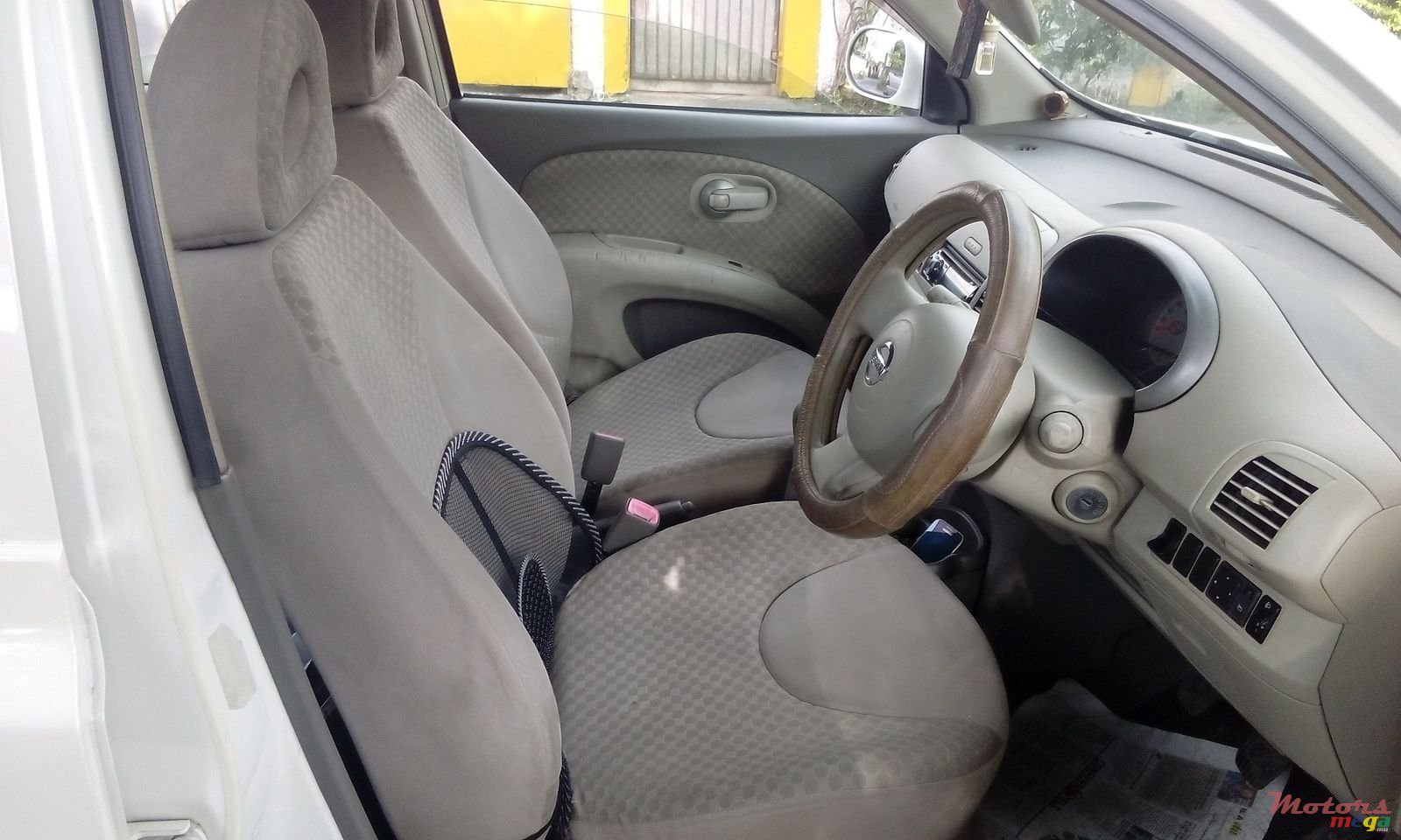 2009' Nissan March photo #5