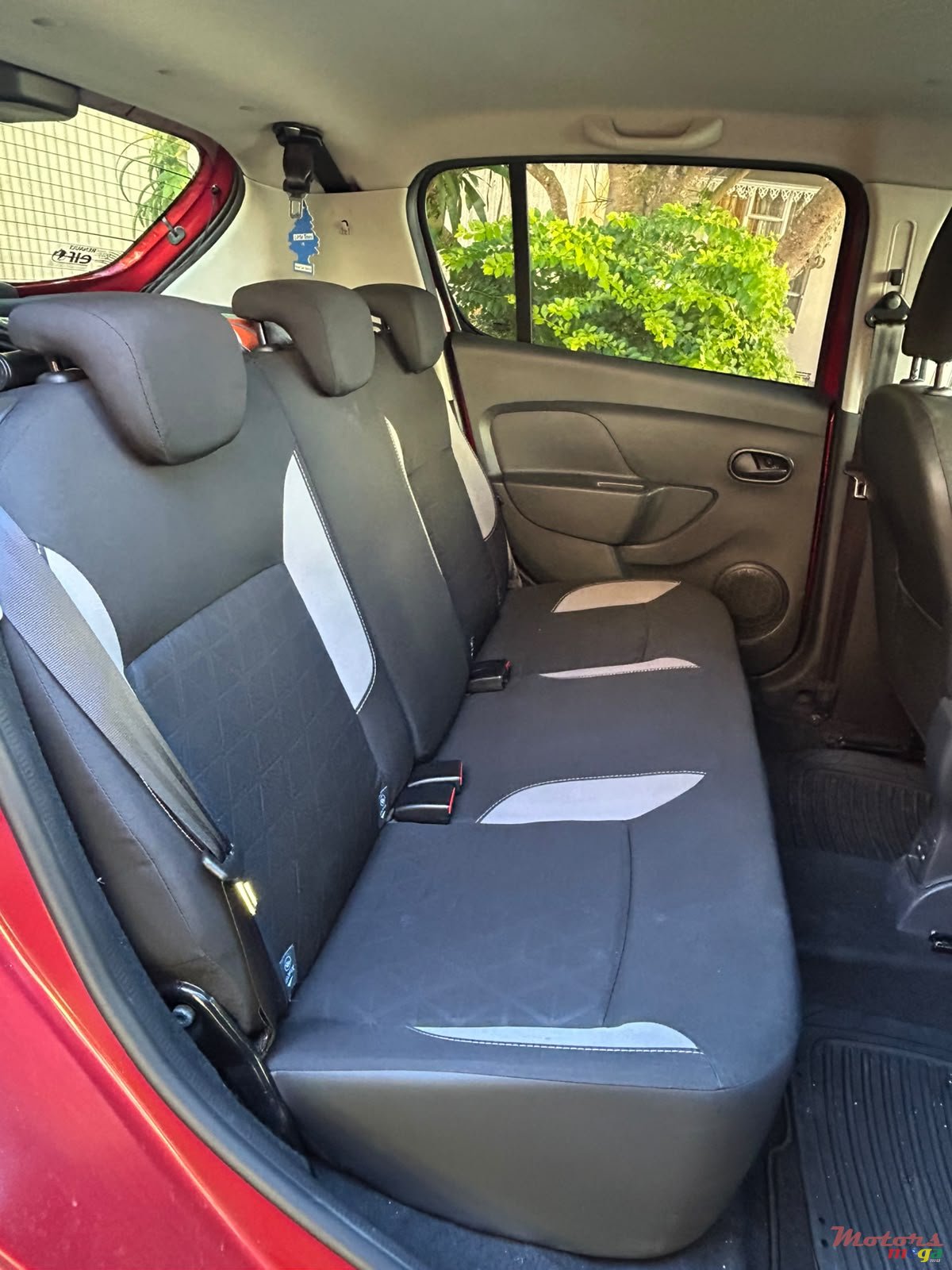 2017' Renault Sandero StepWay photo #2