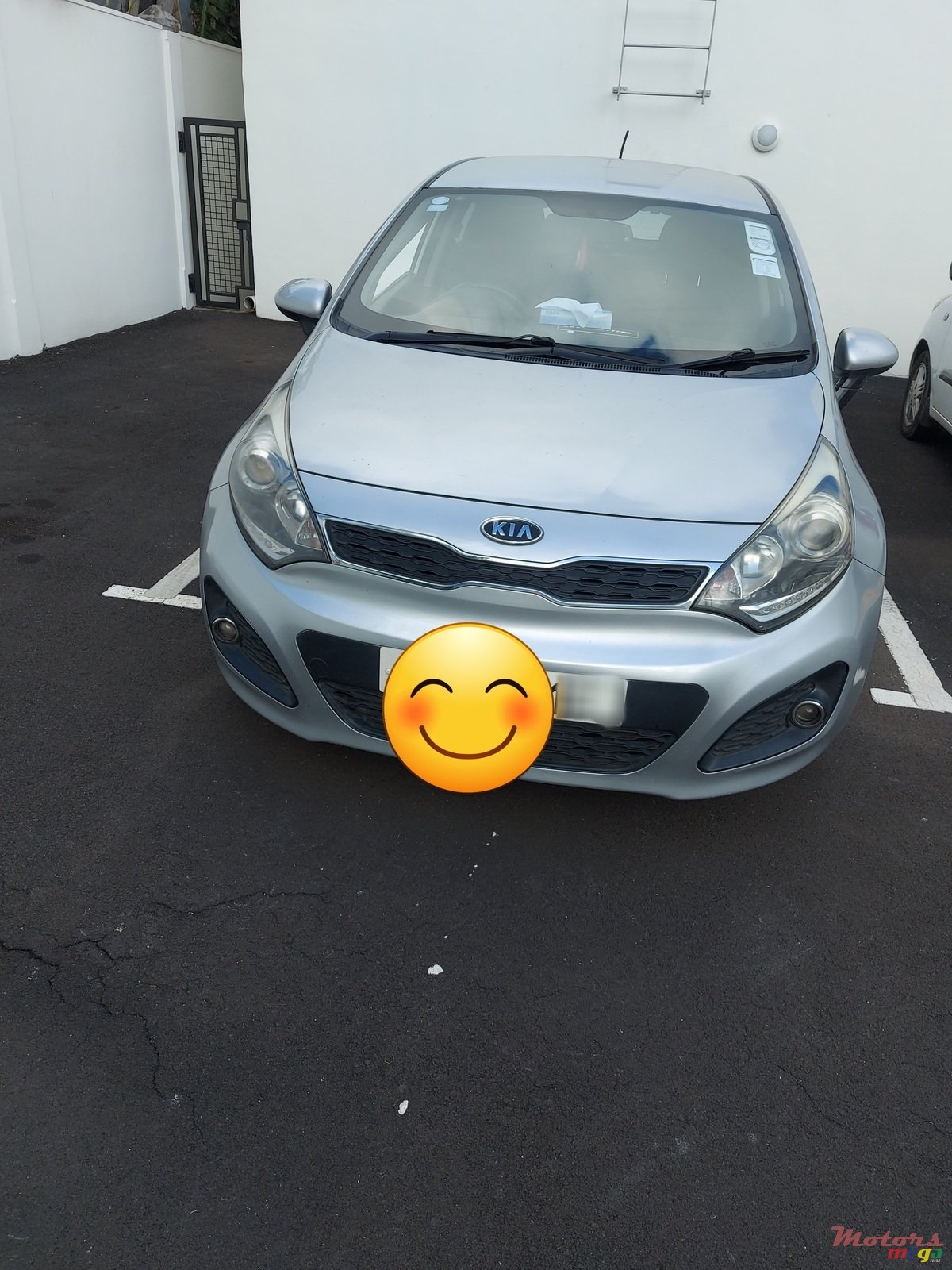 2012' Kia Rio photo #3