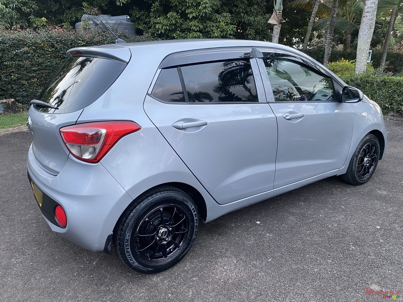 2019' Hyundai Grand i10 photo #4