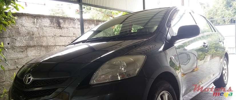 2006' Toyota Yaris Email/ derbnzert@gmail.com photo #1