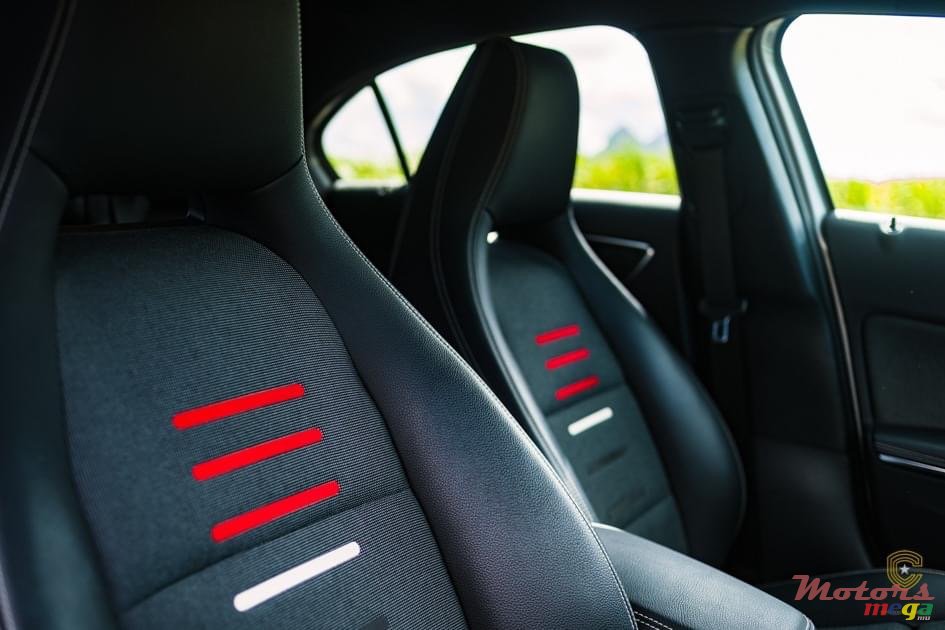 2016' Mercedes-Benz A 180 photo #5