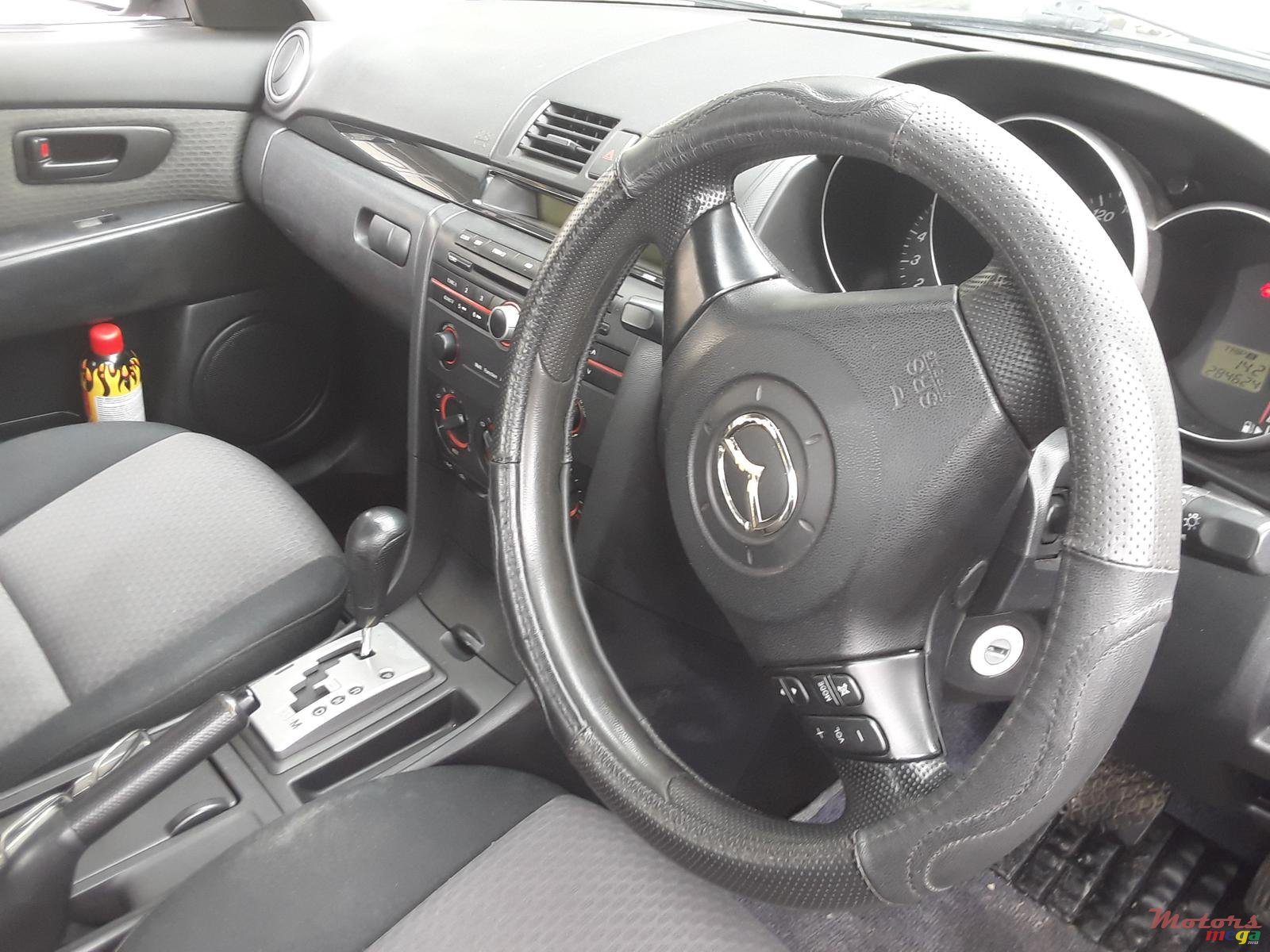 2006' Mazda Axela photo #3