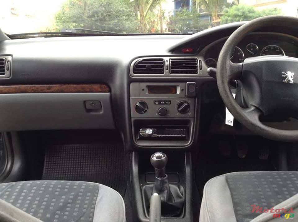 2003' Peugeot 406 photo #5