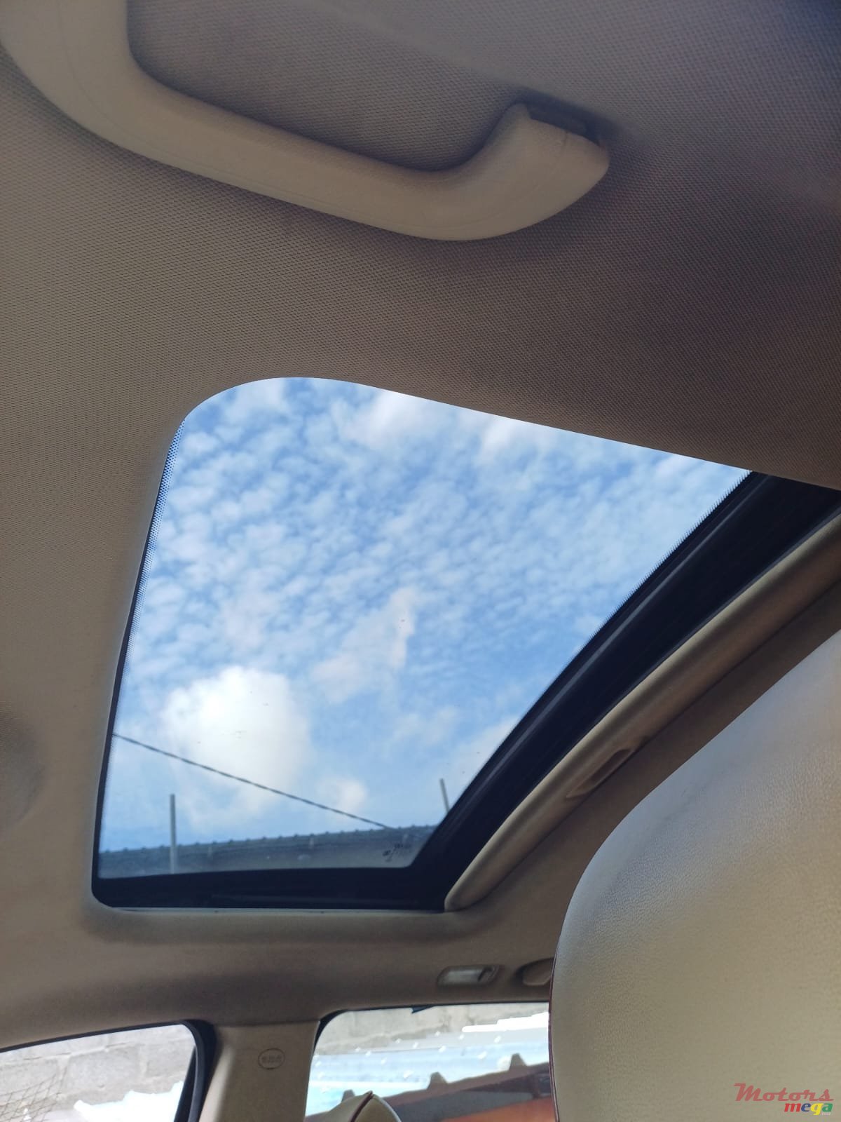 2008' Hyundai Santa Fe photo #3