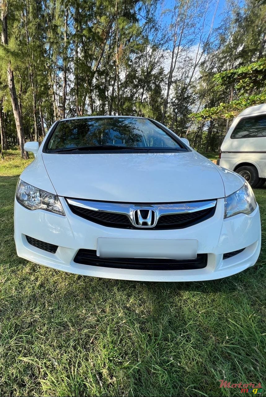 2011' Honda Civic photo #1