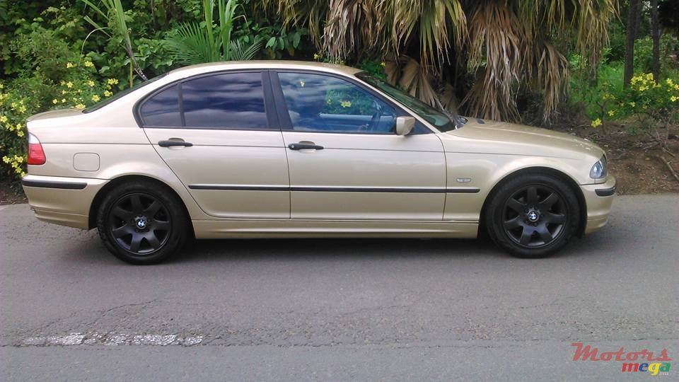 2001' BMW 318 photo #2