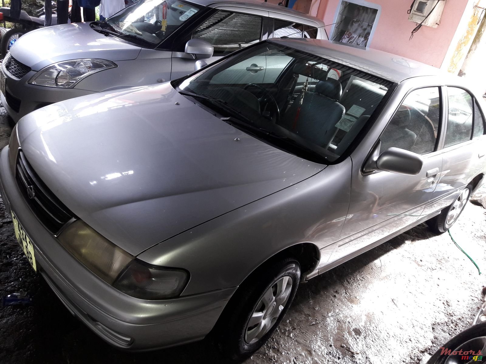 1998' Nissan photo #2