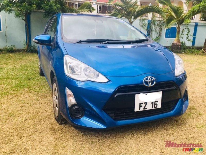 2016' Toyota photo #1