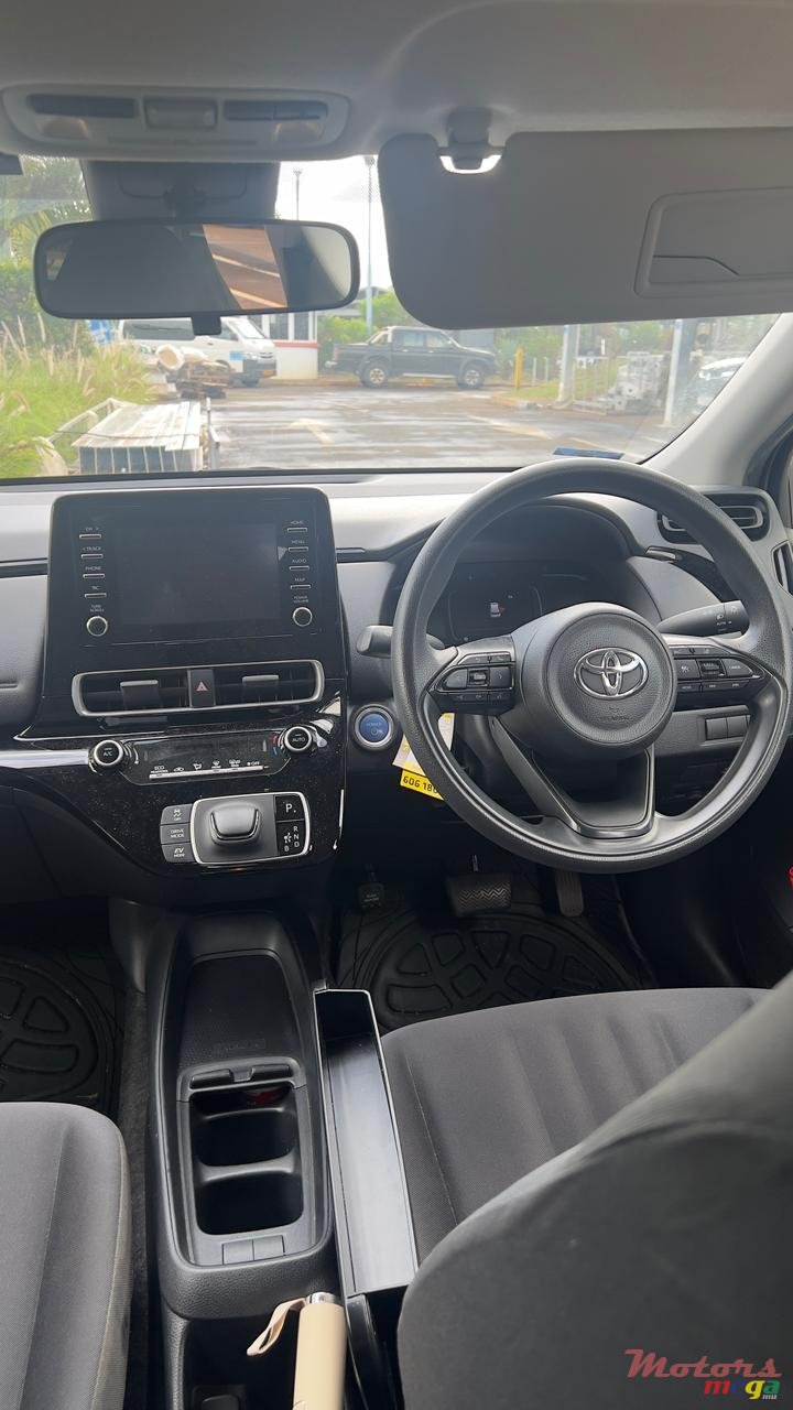 2022' Toyota Aqua photo #5