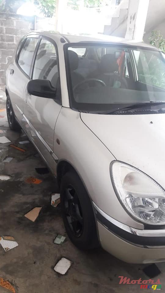 1999' Toyota photo #1