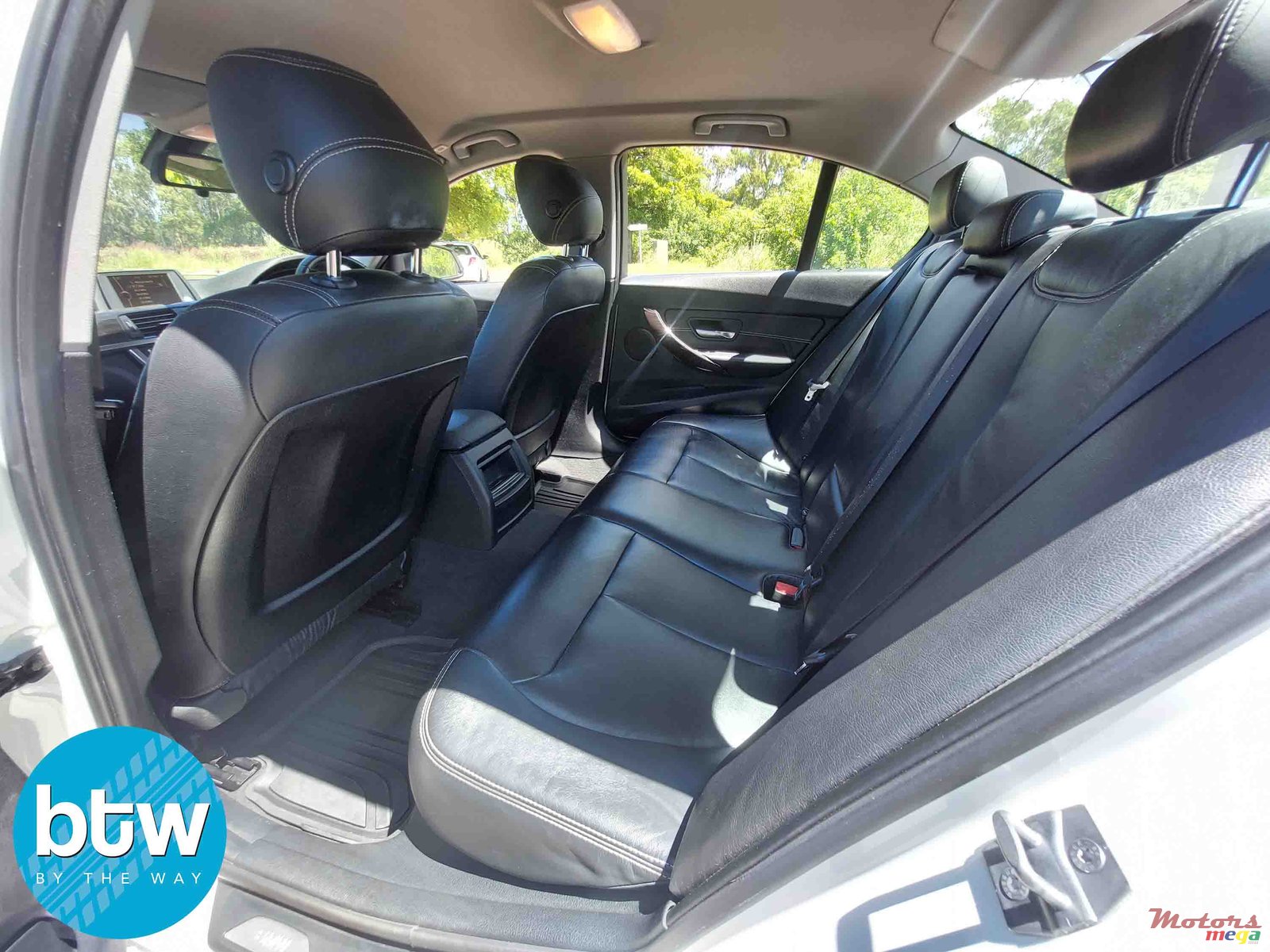 2014' BMW 320 photo #5