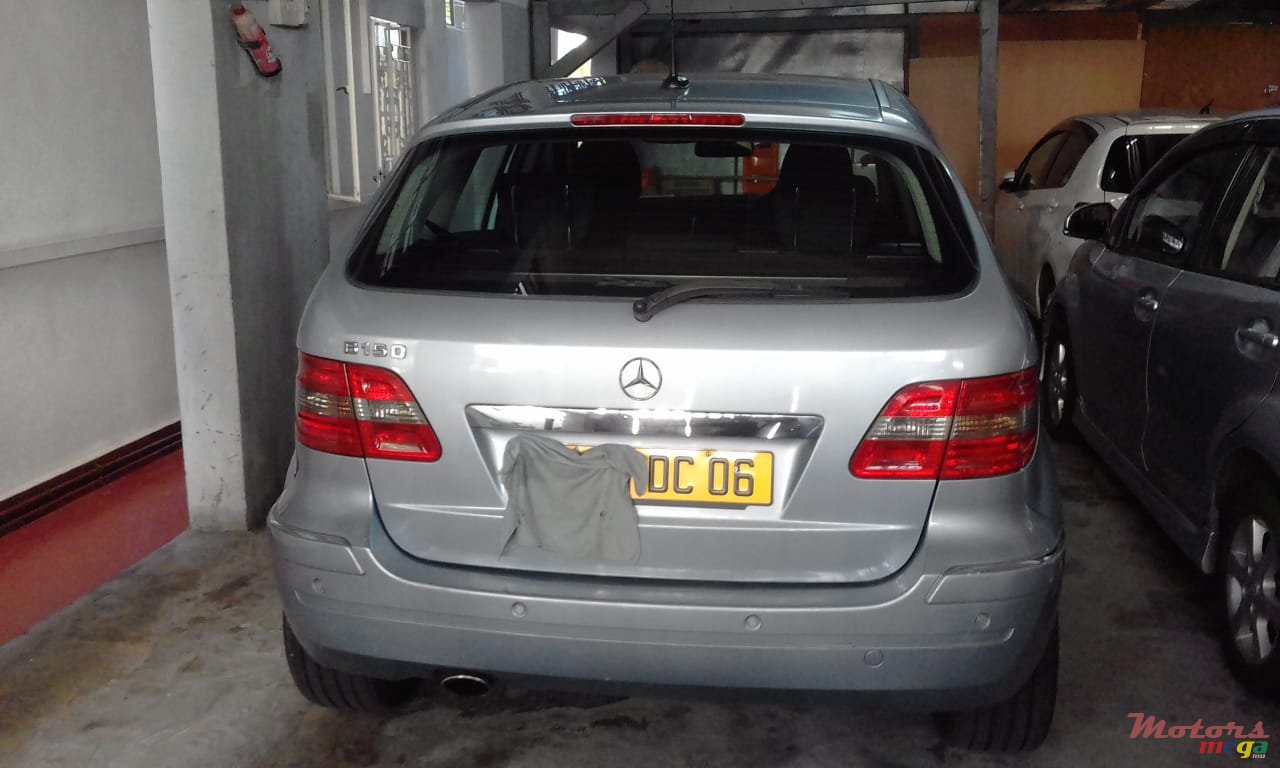 2006' Mercedes-Benz B 150 photo #2