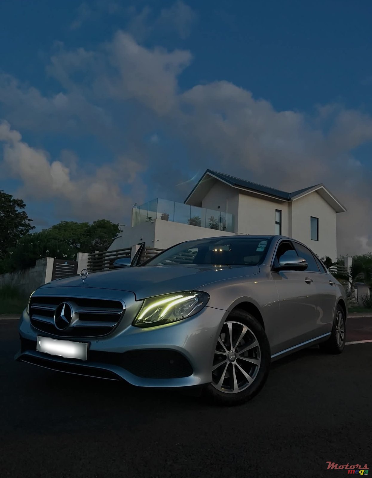 2017' Mercedes-Benz E 200 photo #5