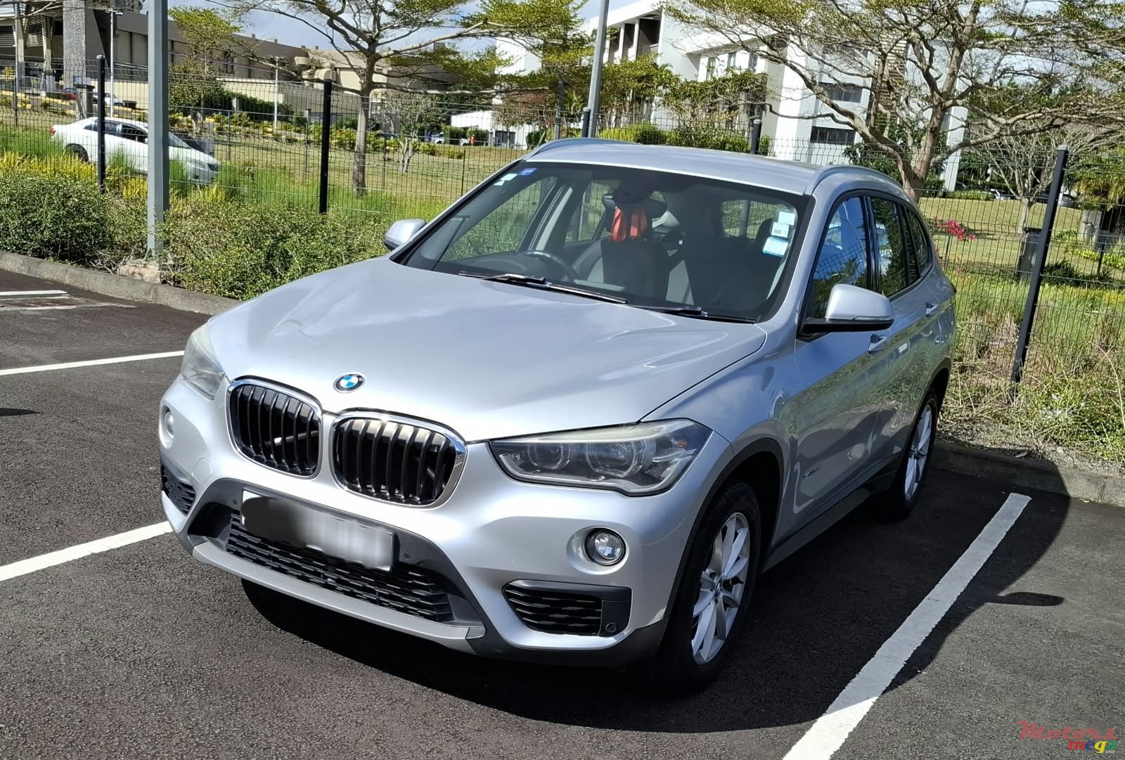 2017' BMW X1 Sdrive18i photo #3