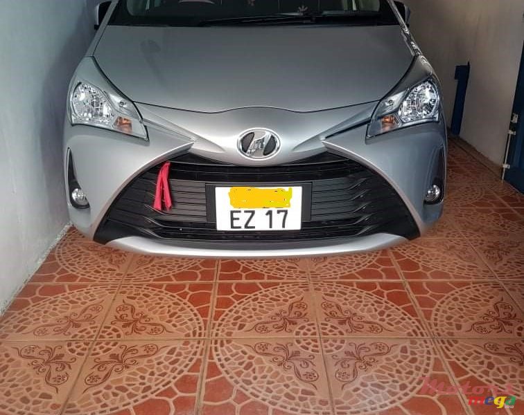 2017' Toyota Vitz photo #3