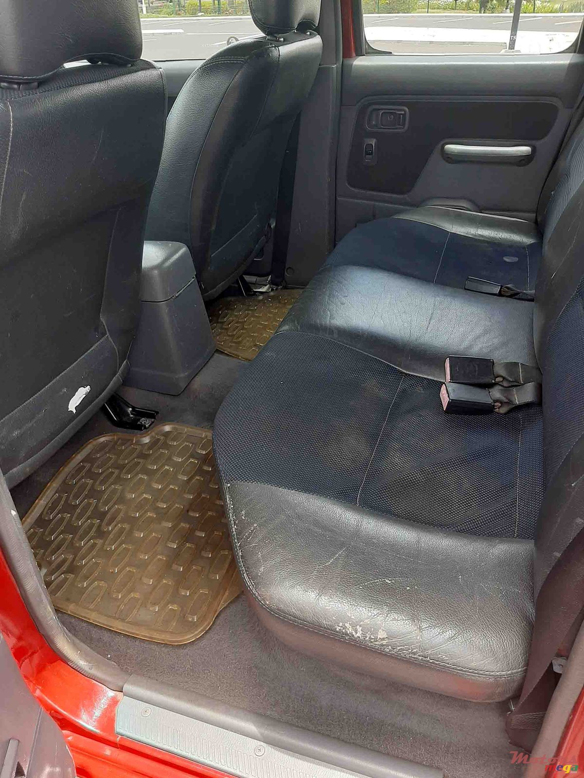 2003' Nissan Hardbody photo #3