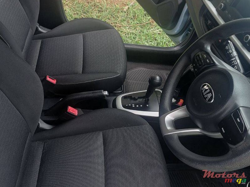 2020' Kia Picanto Sx pack photo #6