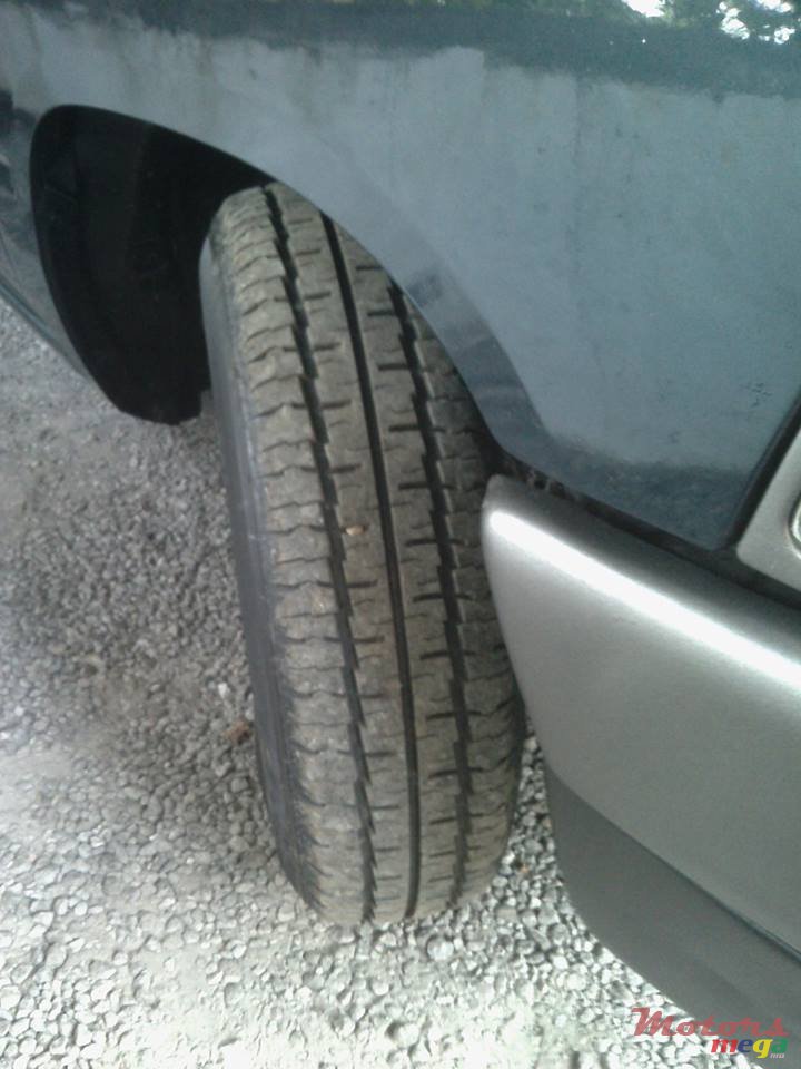 1997' Toyota Hilux photo #7