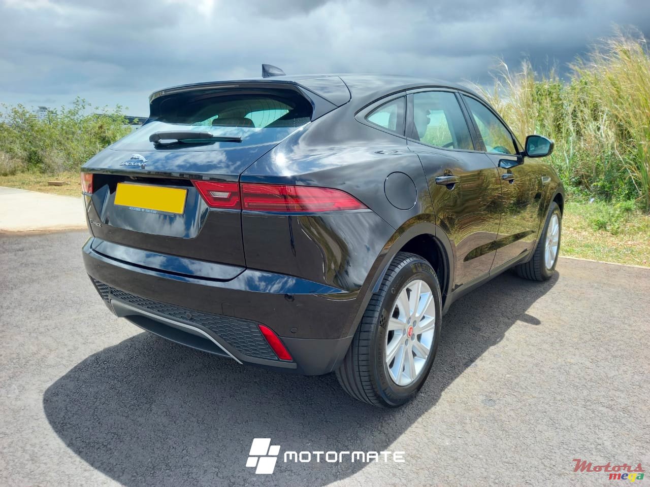 2019' Jaguar E-Pace photo #3