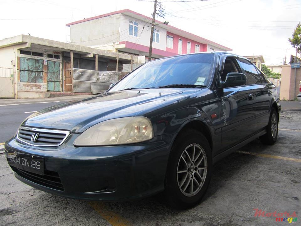 1999' Honda VTI EK3 photo #1