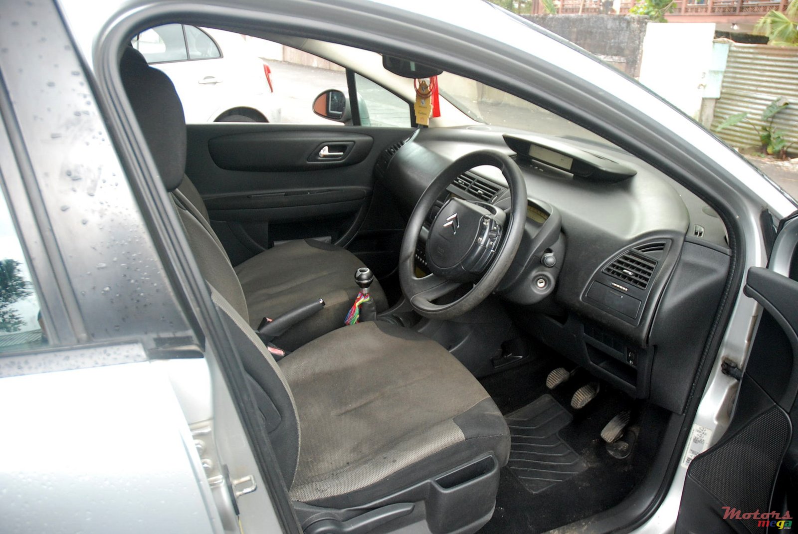 2005' Citroen C4 photo #3