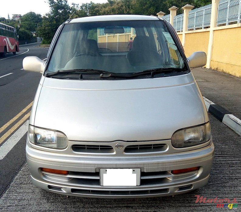 1997' Nissan Serena photo #4