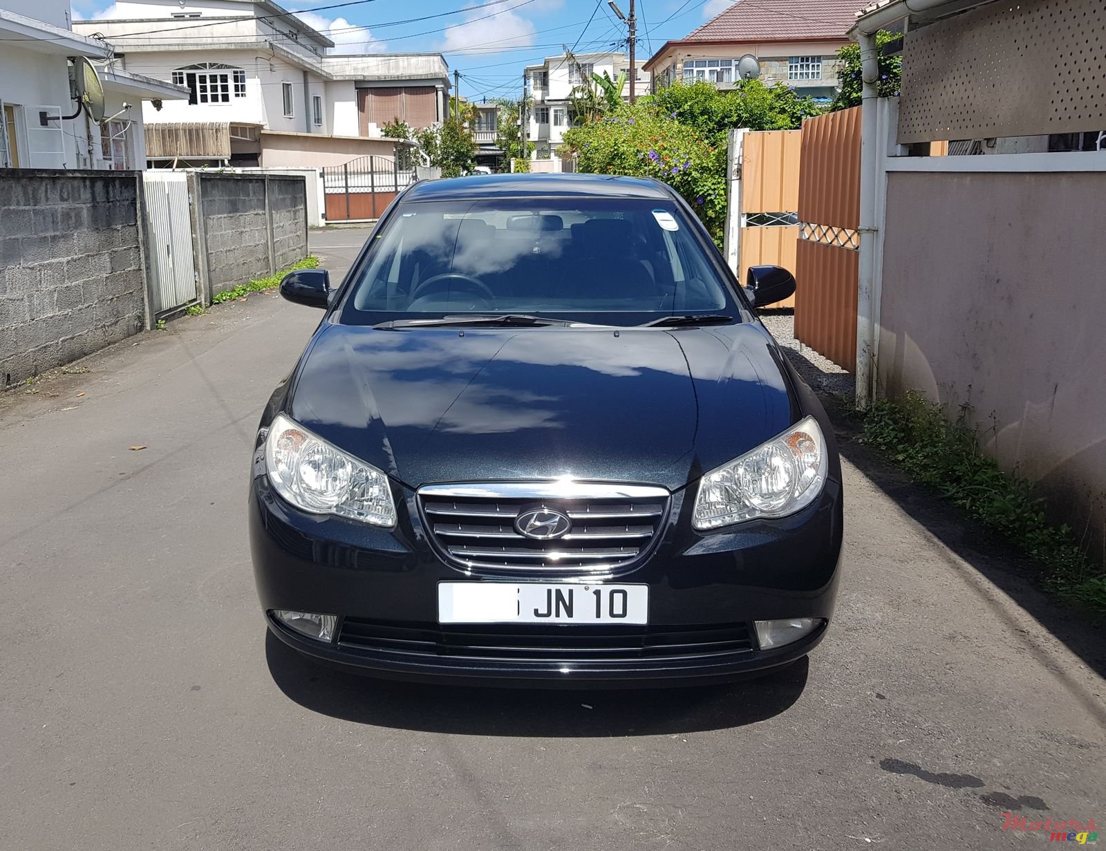 2010' Hyundai Elantra photo #2