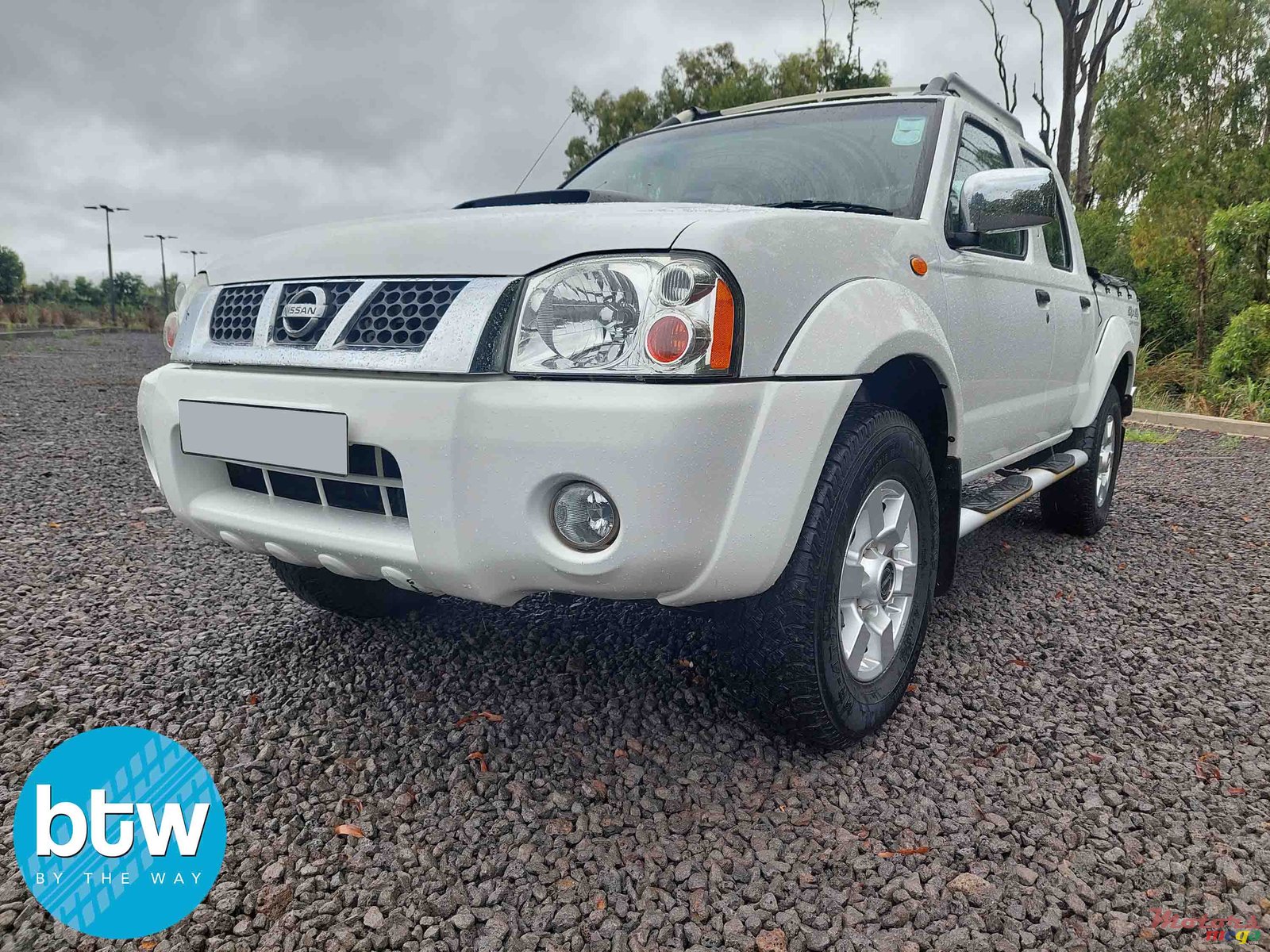 2016' Nissan NP300 photo #2