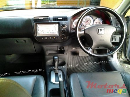 2004' Honda Civic Vti photo #4