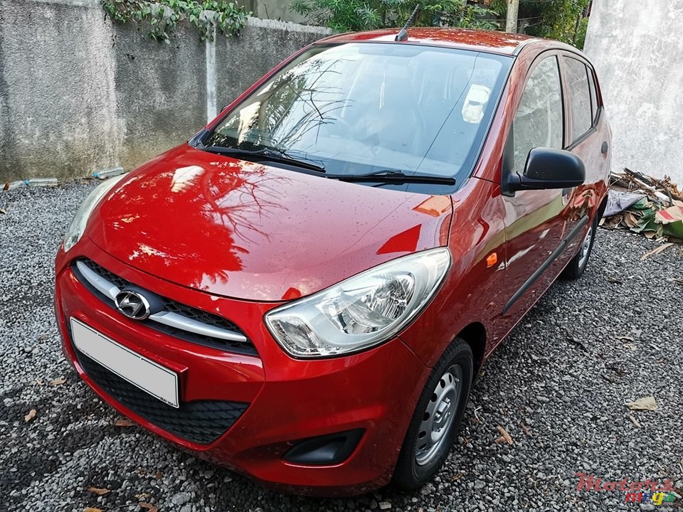 2012' Hyundai i10 photo #4