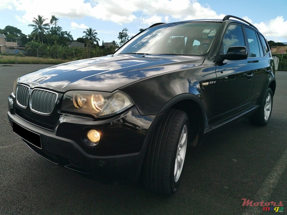 2007' BMW X3 2.5 si photo #3