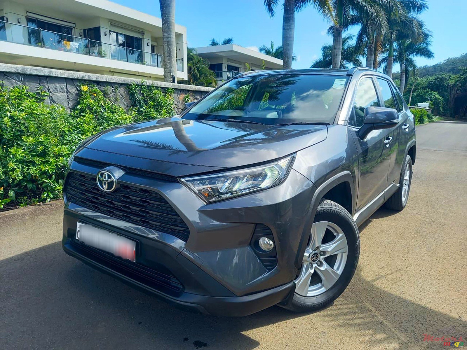 2020' Toyota RAV4 2.0 photo #2