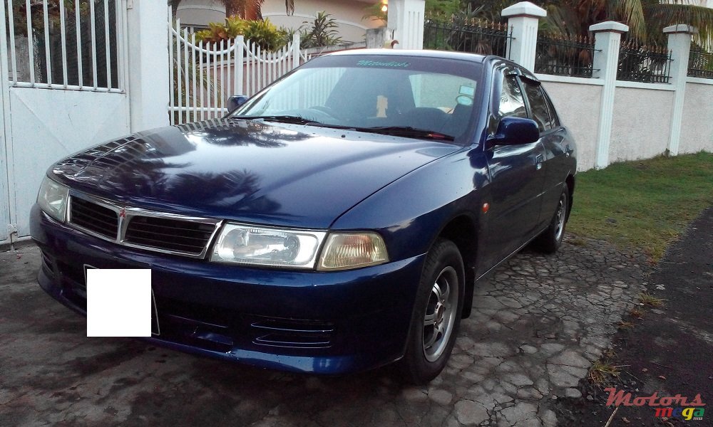 1998' Mitsubishi Lancer photo #1
