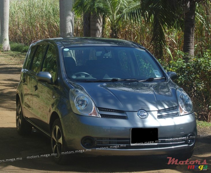 2007' Nissan photo #2