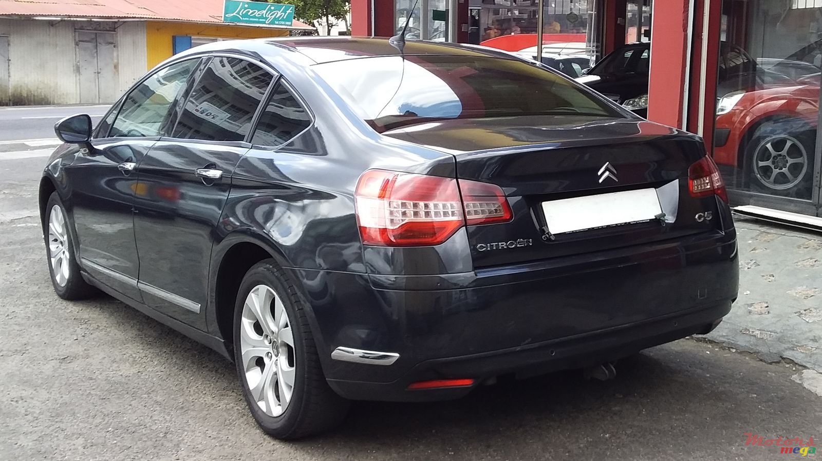 2009' Citroen C5 photo #3