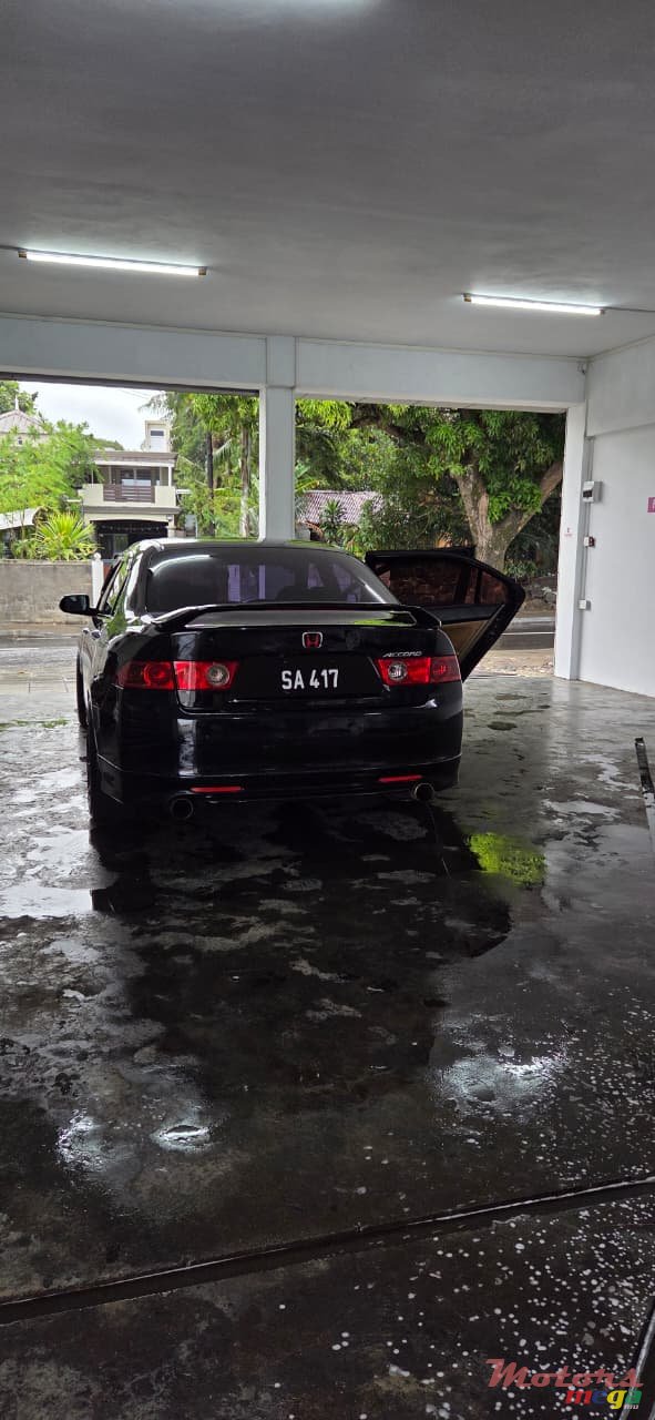 2005' Honda Accord cl 7 photo #1