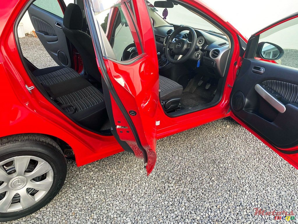 2009' Mazda Demio Manual 1.3L JAPAN photo #4