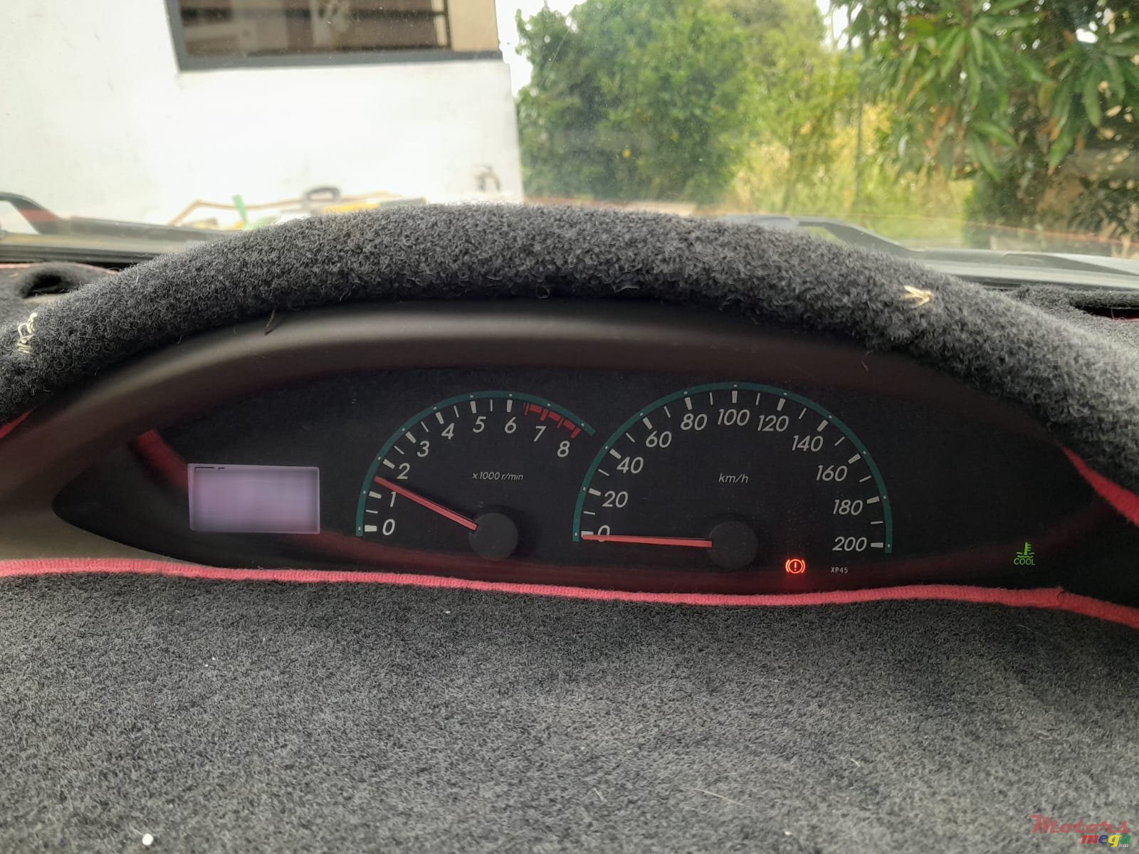 2011' Toyota Yaris photo #7