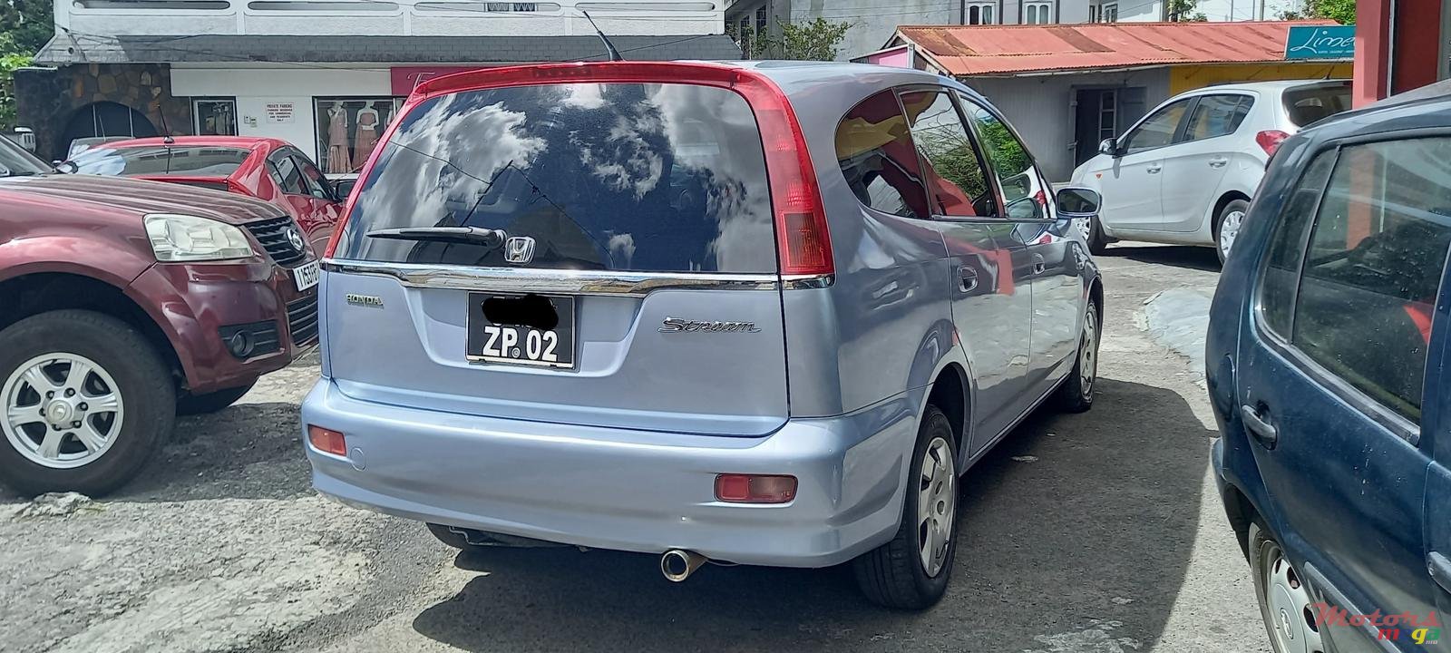 2002' Honda Stream photo #3