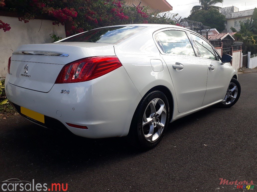 2012' Peugeot 508 1.6 T photo #2