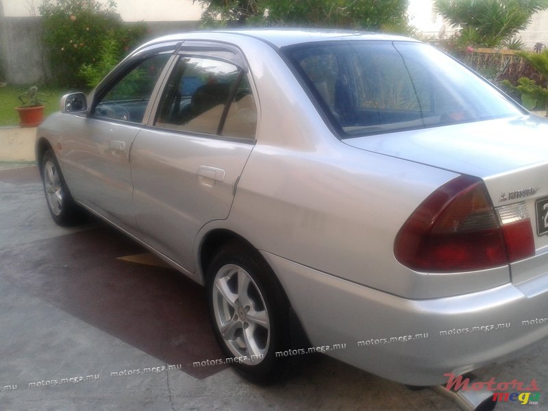 1998' Mitsubishi photo #2