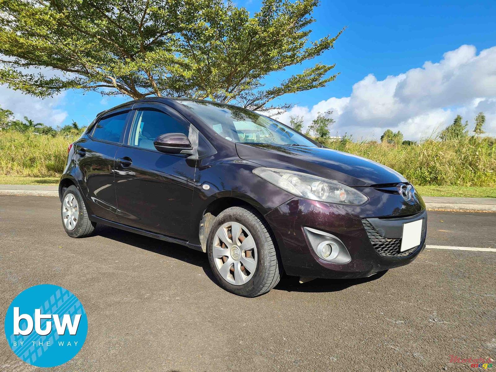 2014' Mazda Demio photo #1