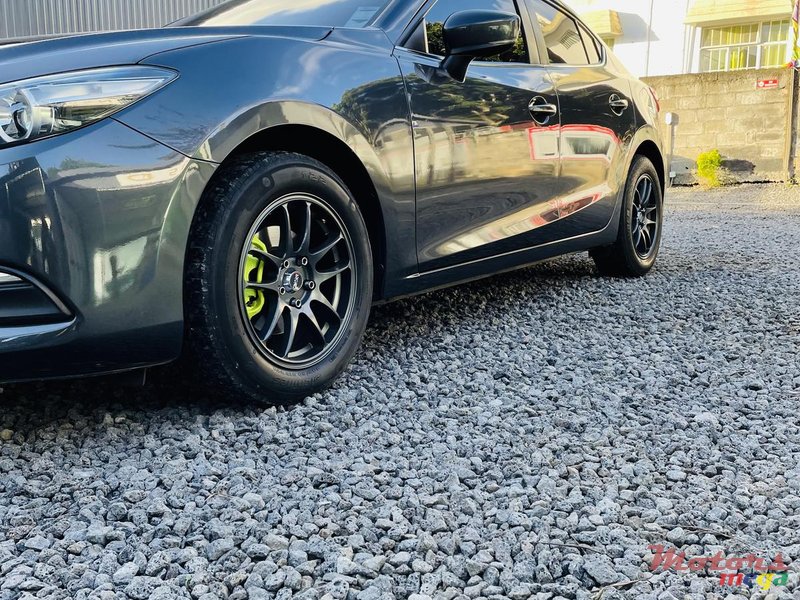 2017' Mazda 3 photo #5