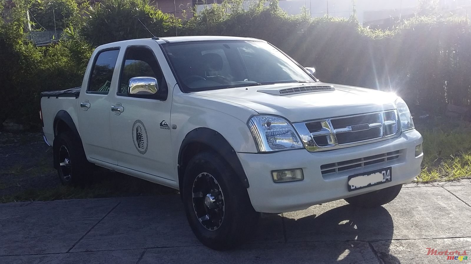 2004' Isuzu D-Max photo #2