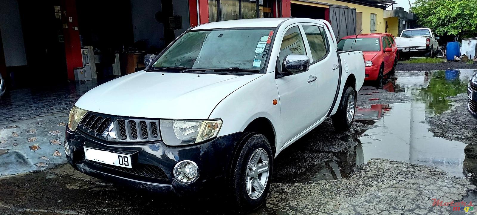 2009' Mitsubishi L 200 Sportero photo #2