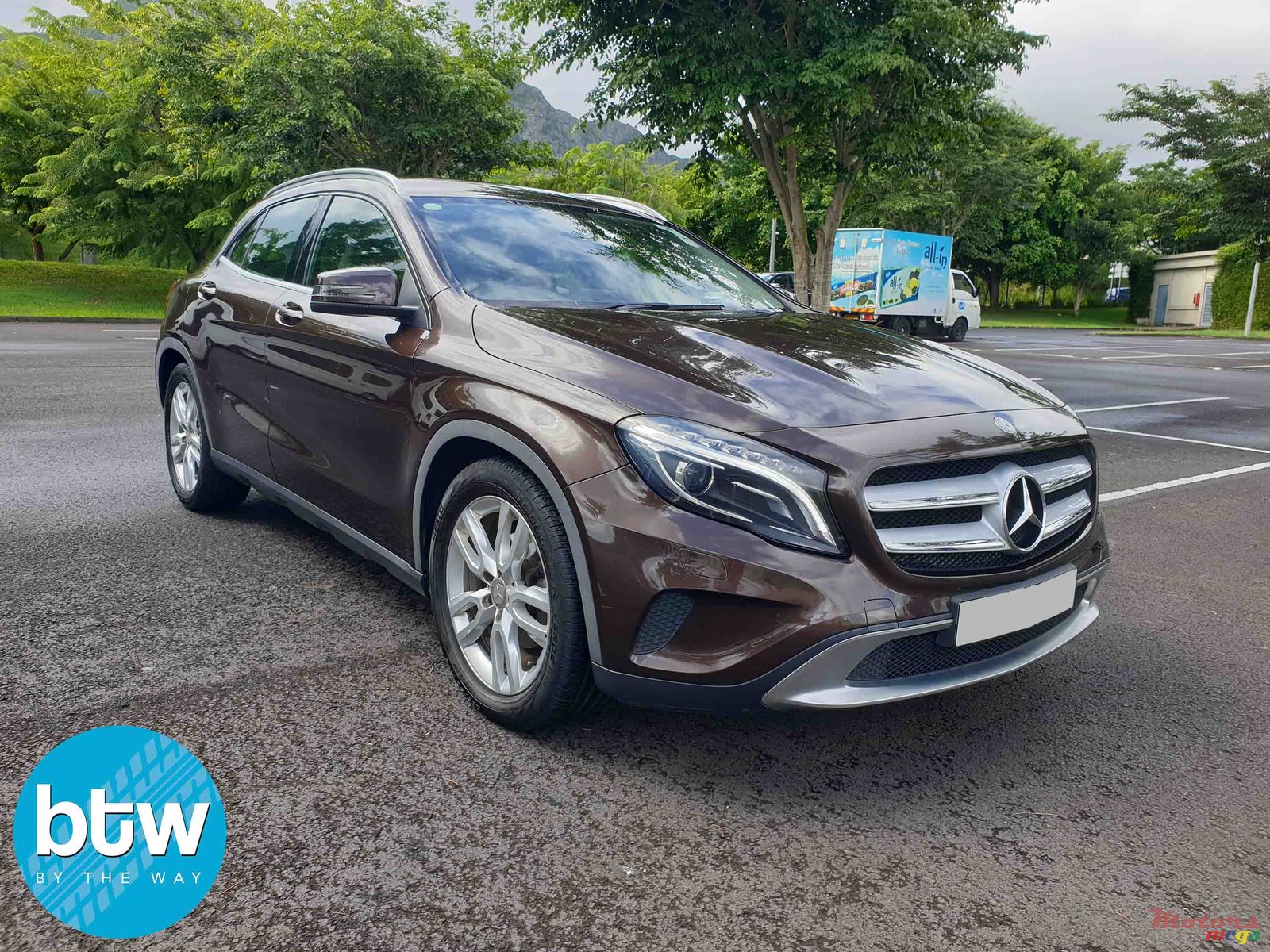 2015' Mercedes-Benz CLA 200 photo #1