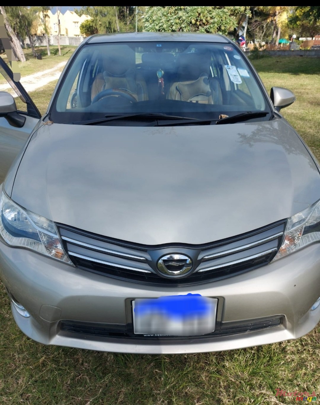 2013' Toyota Axio photo #4