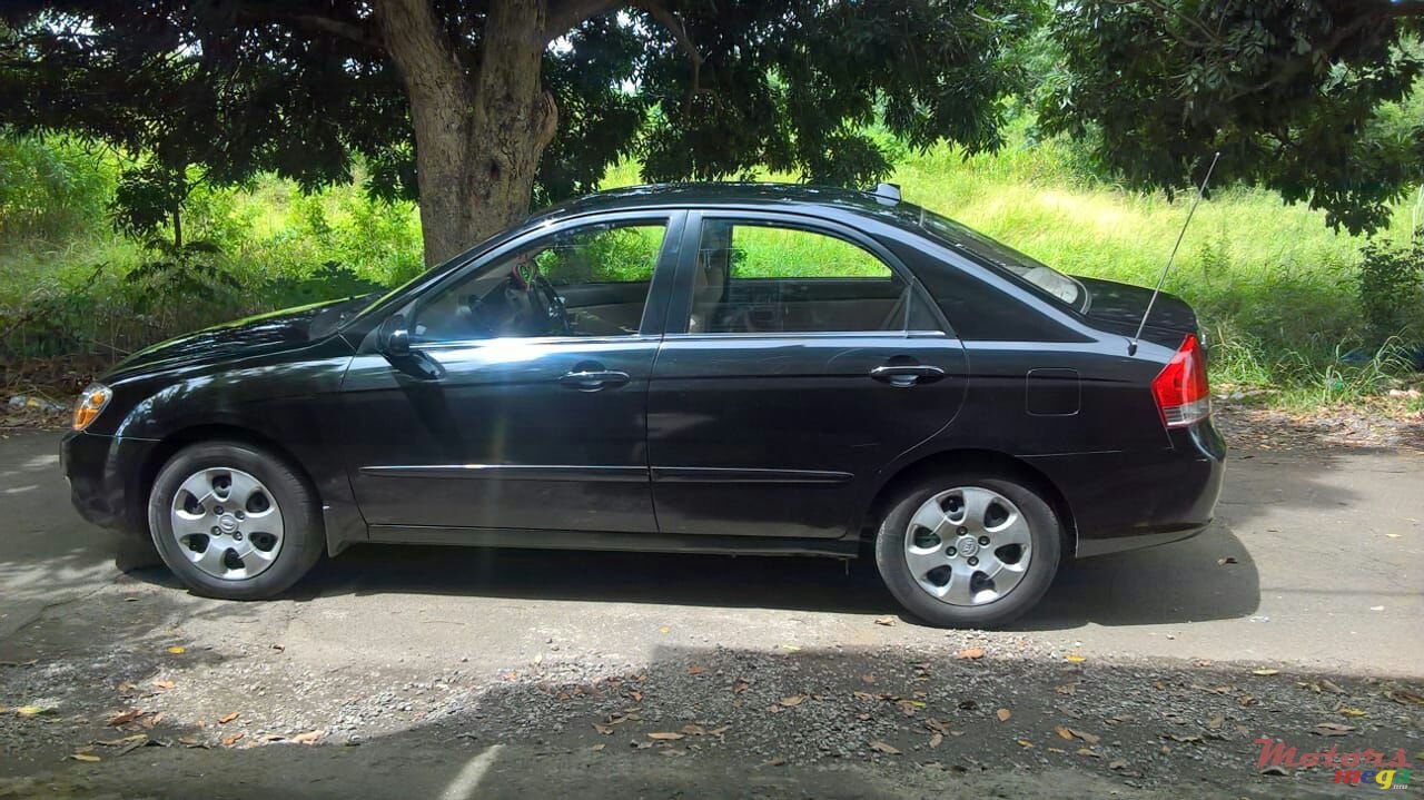 2010' Kia Cerato Lx photo #4